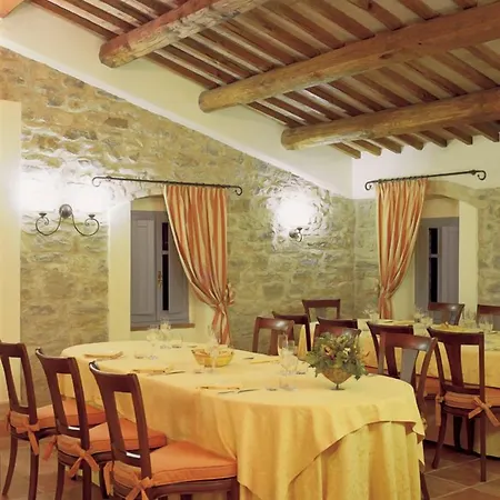 Borgo Le Terre Del 4* Casa Castalda