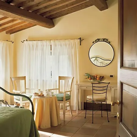 Borgo Le Terre Del Szálloda Casa Castalda