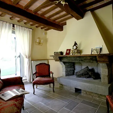 Szálloda Borgo Le Terre Del Casa Castalda