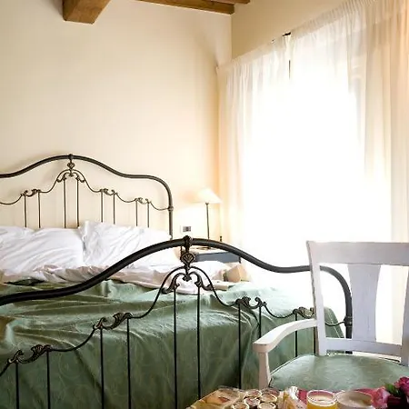 Borgo Le Terre Del Casa Castalda